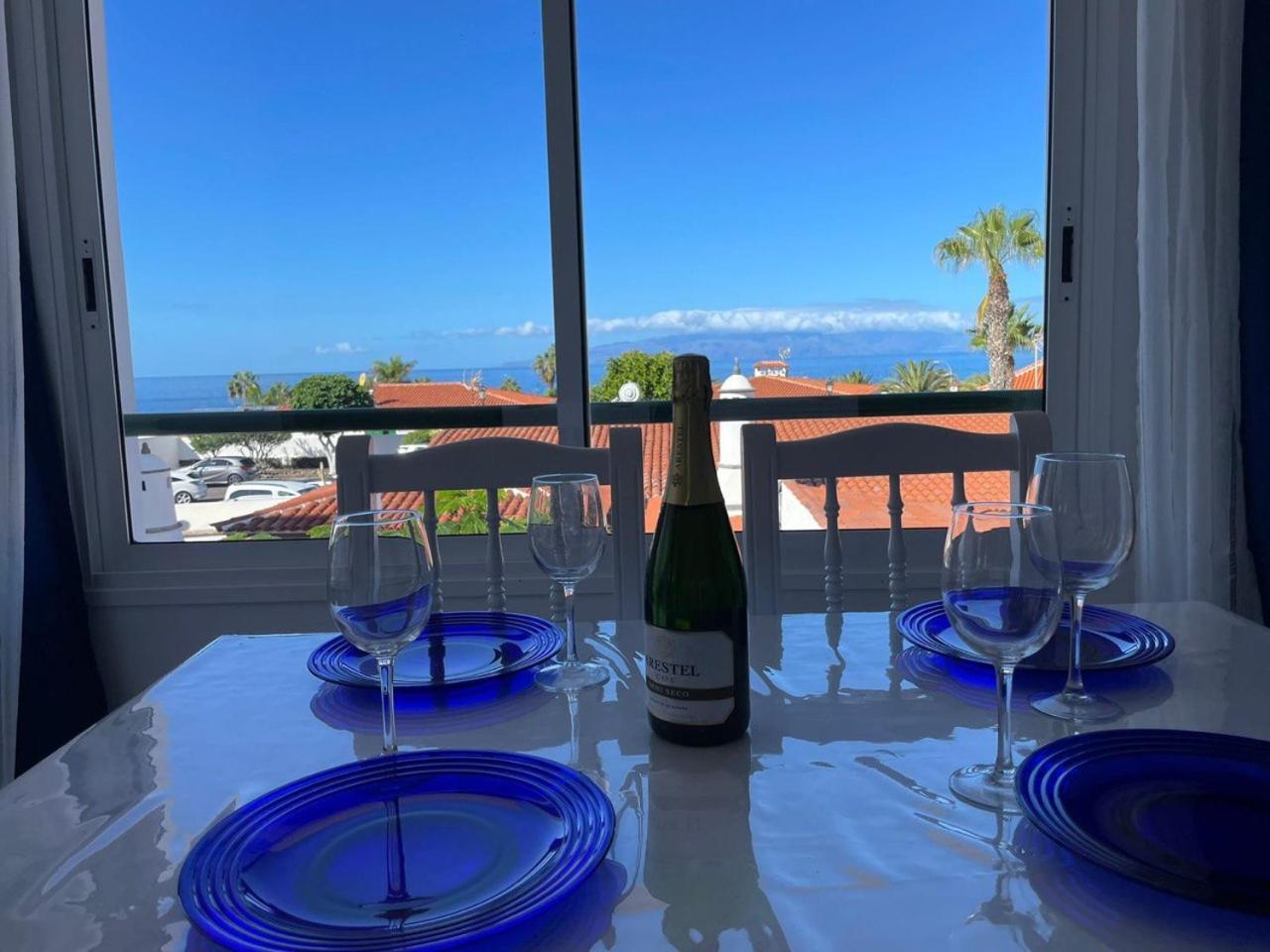 Newly Renovated Apartment With 2 Terrace, 2 Bedroom, 5Min Beach Puerto de Santiago  Exterior photo